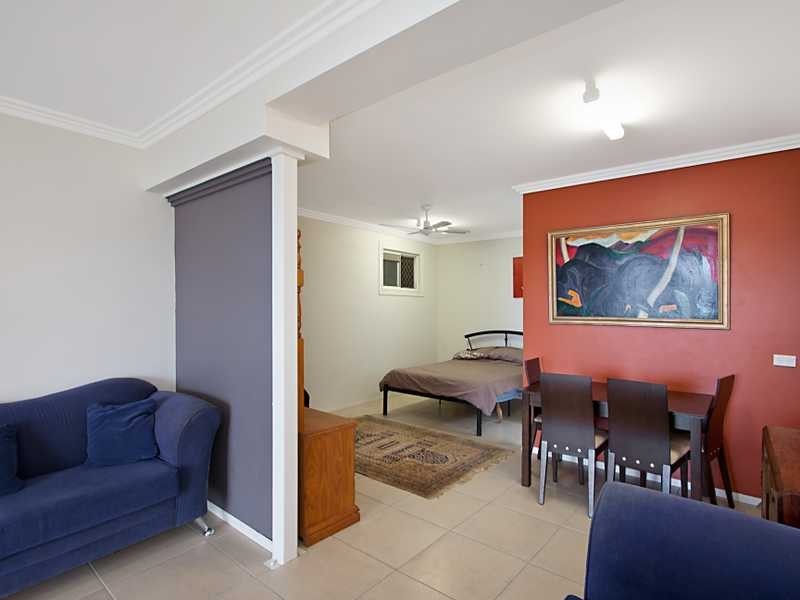 100 Broadwater Esplanade, Bilambil Heights NSW 2486