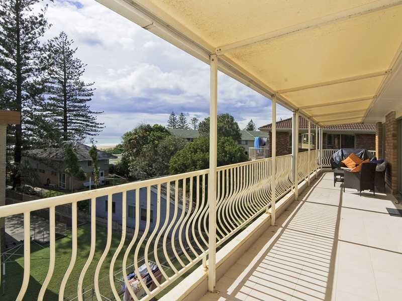 Unit 10/153 Golden Four Drive, Bilinga QLD 4225