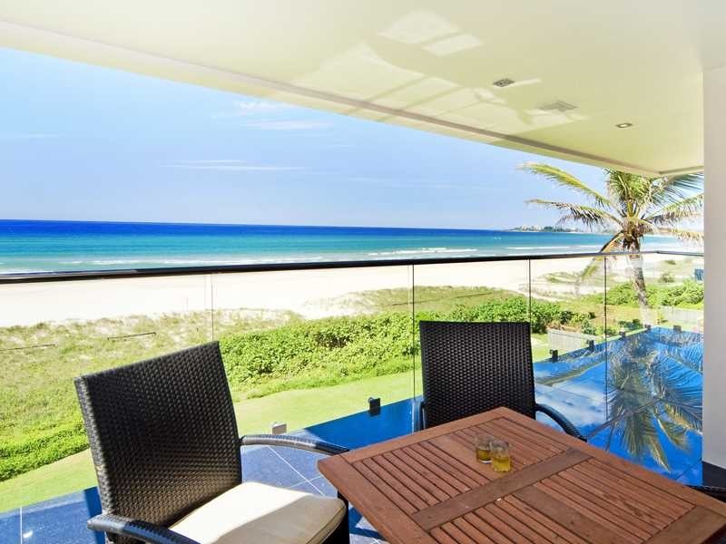 Unit/9/271 Golden Four Drive, Bilinga QLD 4225