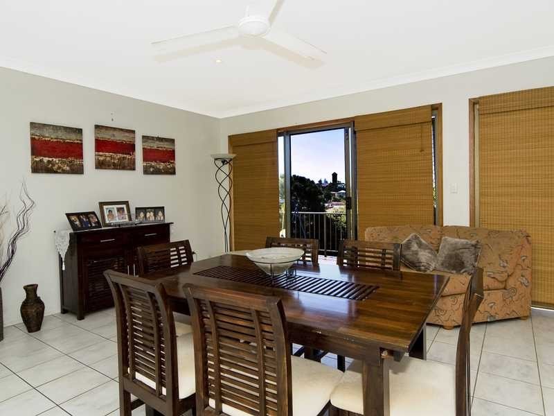 10/57 Dixon Street, Coolangatta QLD 4225