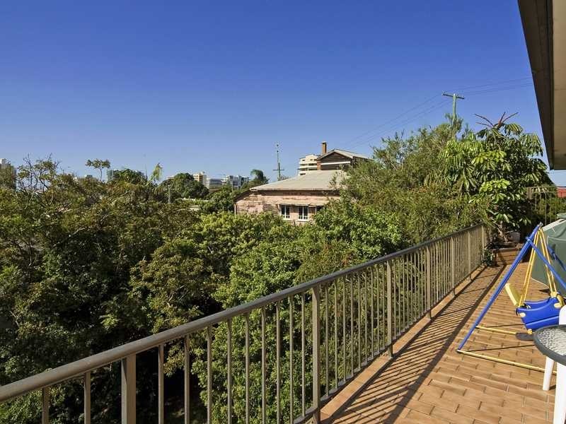 10/57 Dixon Street, Coolangatta QLD 4225