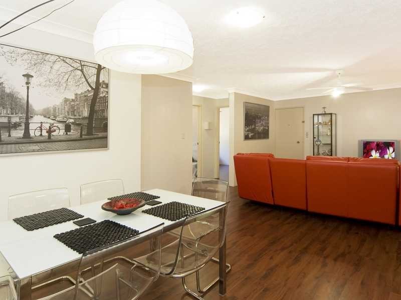 Unit 8/14 Miles Street, Coolangatta QLD 4225