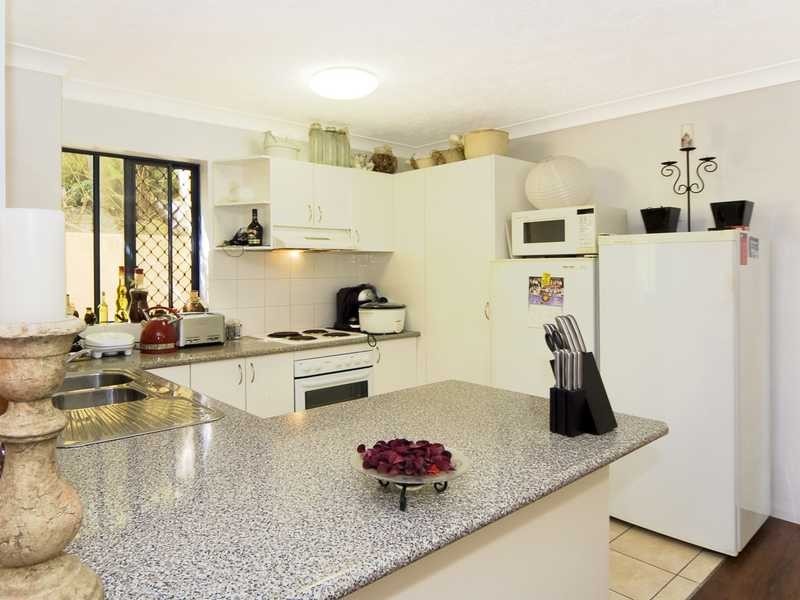 Unit 8/14 Miles Street, Coolangatta QLD 4225