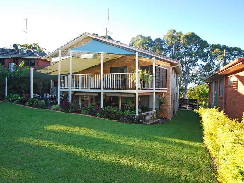 6 Pacific Drive, Banora Point NSW 2486