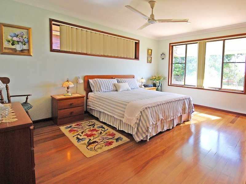 6 Pacific Drive, Banora Point NSW 2486