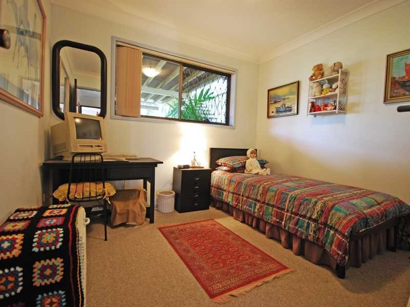 6 Pacific Drive, Banora Point NSW 2486