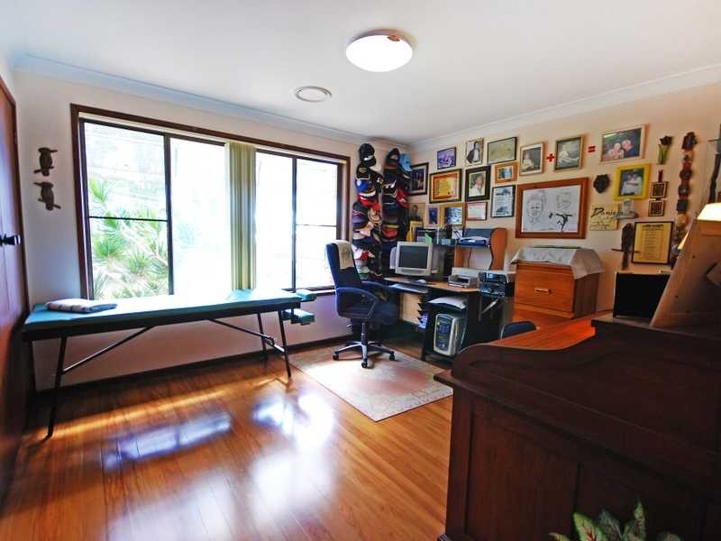 6 Pacific Drive, Banora Point NSW 2486