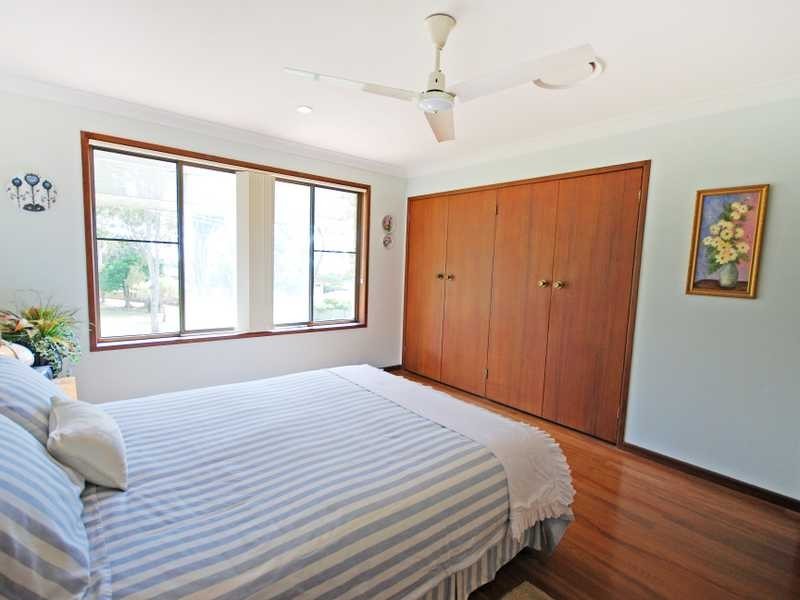 6 Pacific Drive, Banora Point NSW 2486