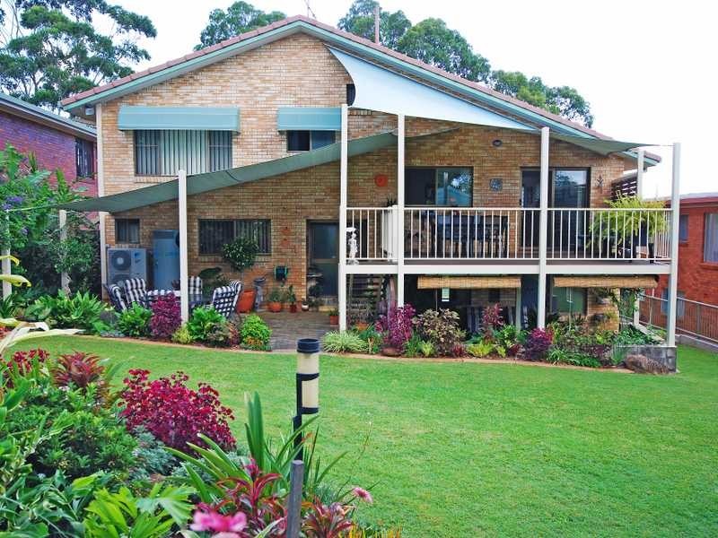 6 Pacific Drive, Banora Point NSW 2486