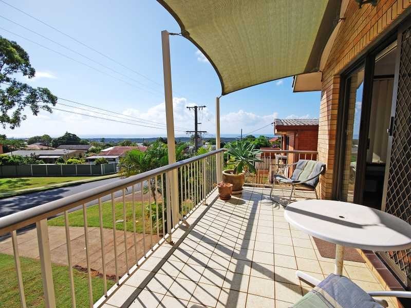 6 Pacific Drive, Banora Point NSW 2486
