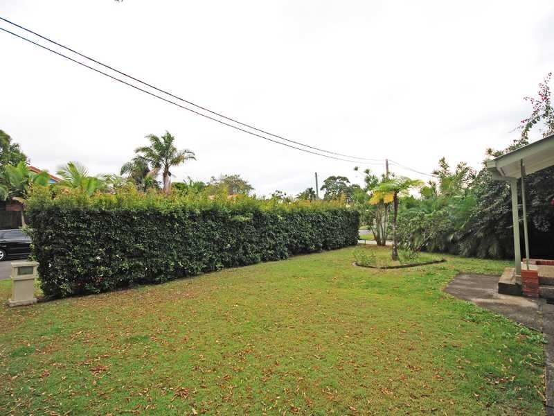 12 Cox Drive, Tweed Heads South NSW 2486