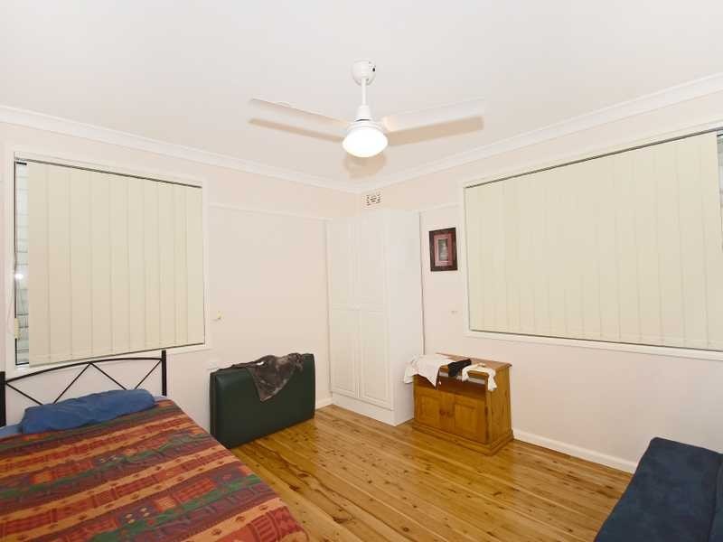 12 Cox Drive, Tweed Heads South NSW 2486