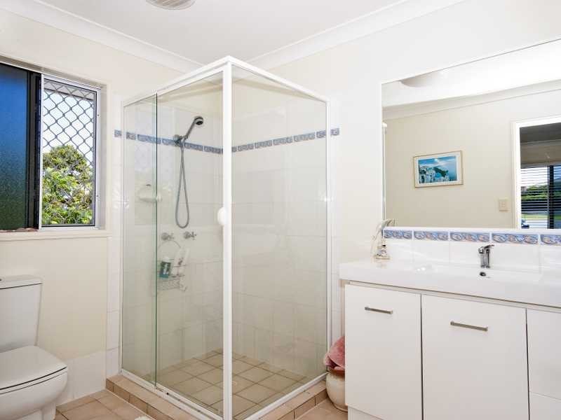 16 Castle Court, Tugun QLD 4224