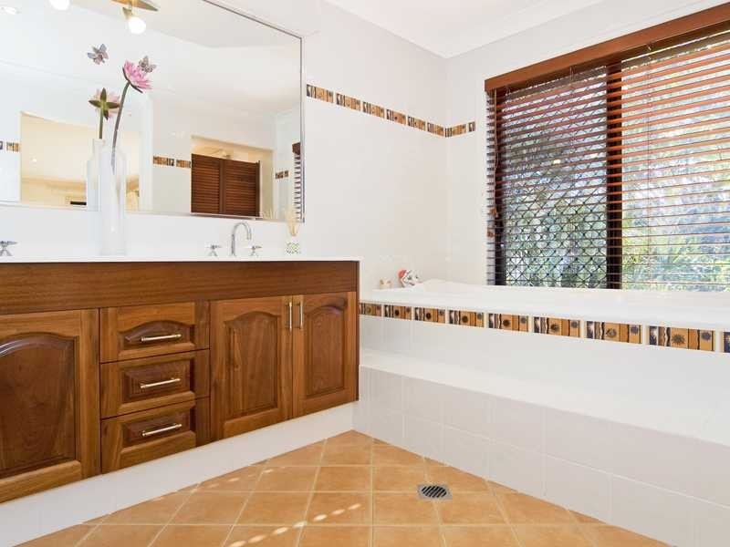 165 Botanical Circuit, Banora Point NSW 2486