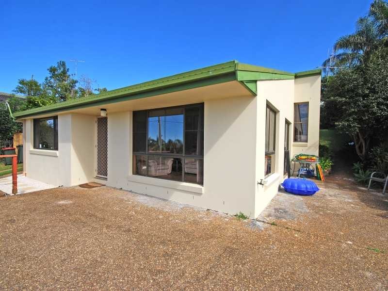 32 Seaview Street, Tweed Heads South NSW 2486