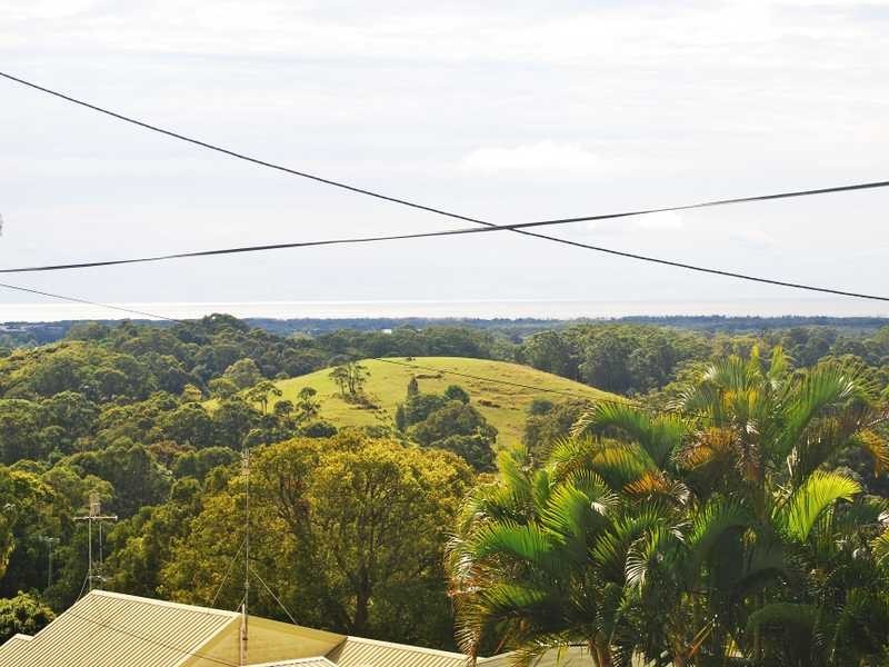 32 Seaview Street, Tweed Heads South NSW 2486