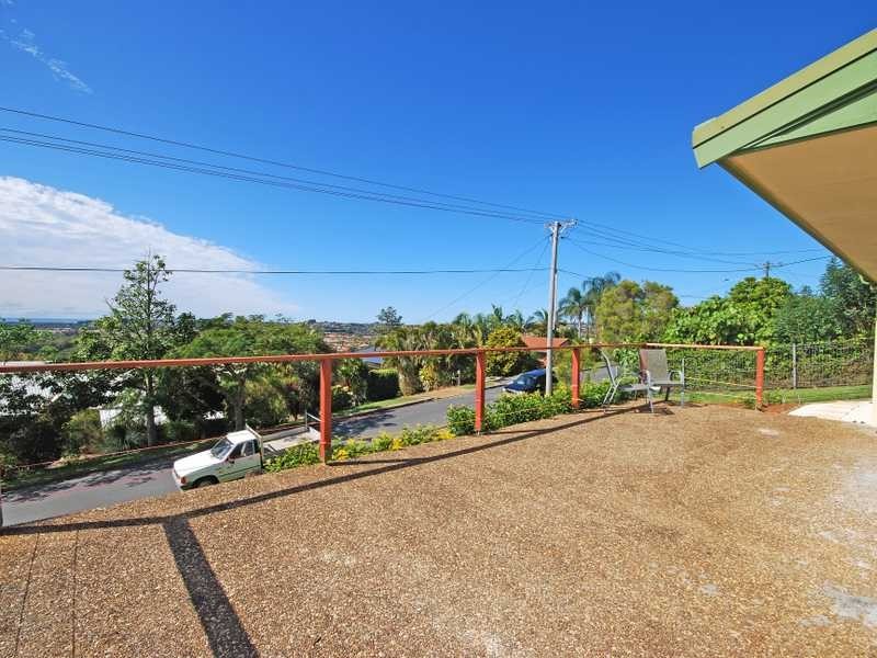 32 Seaview Street, Tweed Heads South NSW 2486