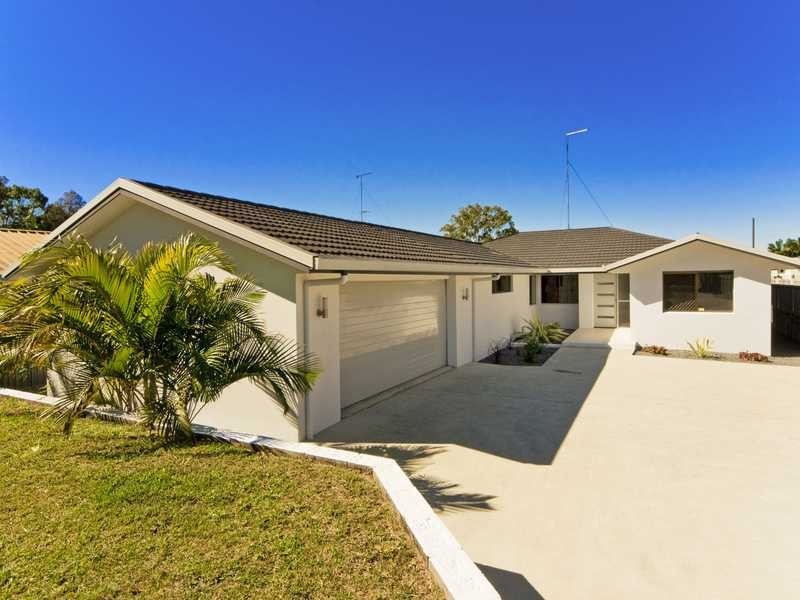5 & 5a Gollan Drive, Tweed Heads West NSW 2485