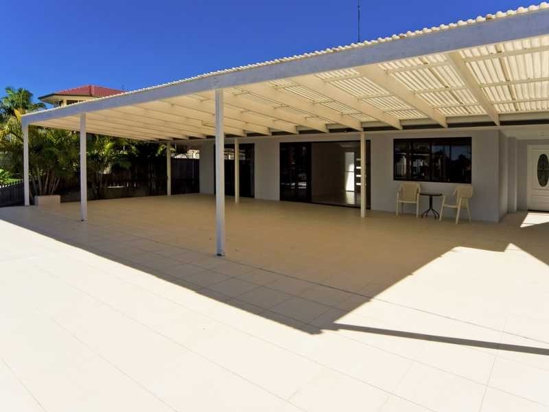 5 & 5a Gollan Drive, Tweed Heads West NSW 2485