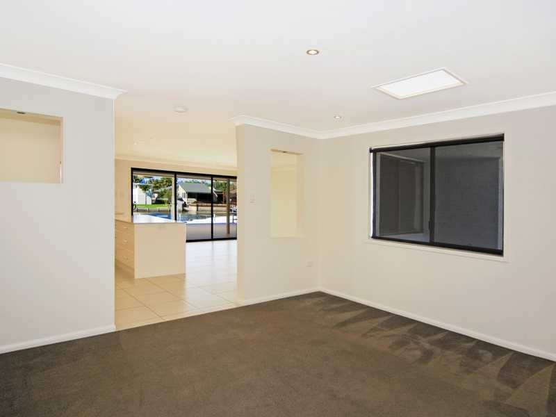 5 & 5a Gollan Drive, Tweed Heads West NSW 2485