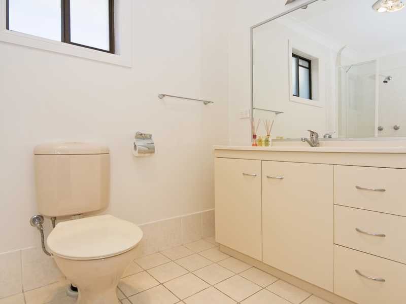 5 & 5a Gollan Drive, Tweed Heads West NSW 2485