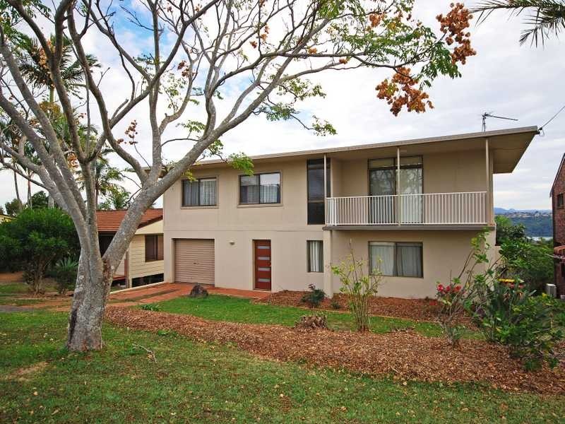 64 Hillcrest Avenue, Tweed Heads South NSW 2486
