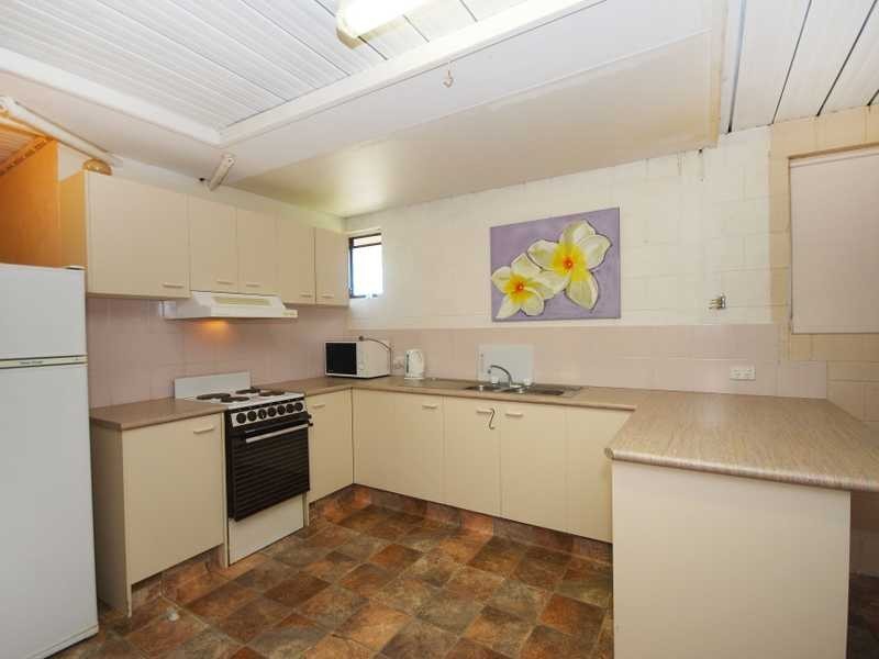 64 Hillcrest Avenue, Tweed Heads South NSW 2486