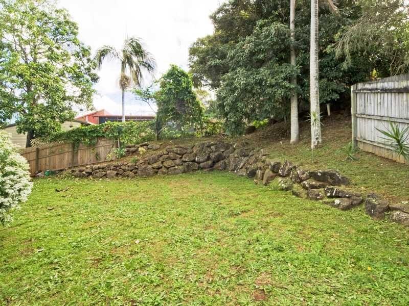 38 Broadwater Esplanade, Bilambil Heights NSW 2486