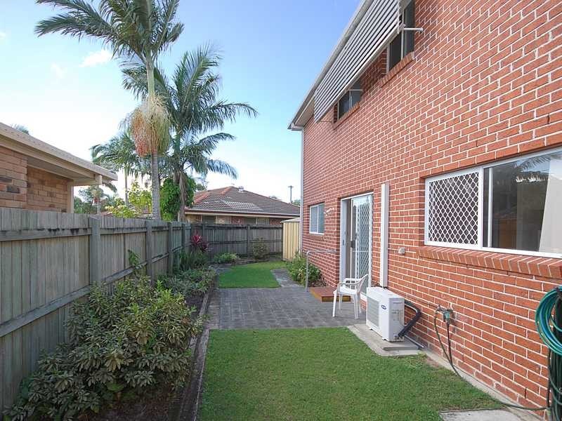 2/27 Alexander Court, Tweed Heads South NSW 2486