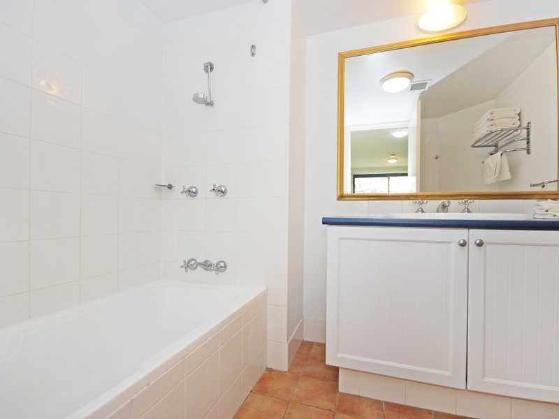 Unit 207/209/99 Griffith Street, Coolangatta QLD 4225