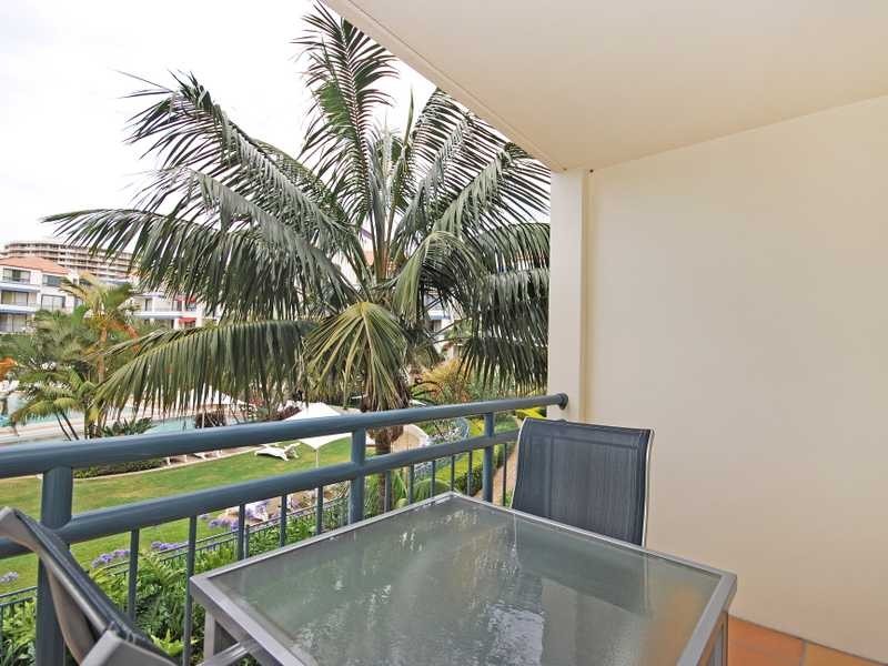 Unit 207/209/99 Griffith Street, Coolangatta QLD 4225