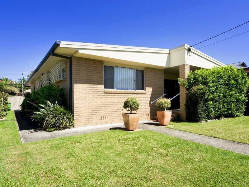 2 Dilgara St, Tugun QLD 4224