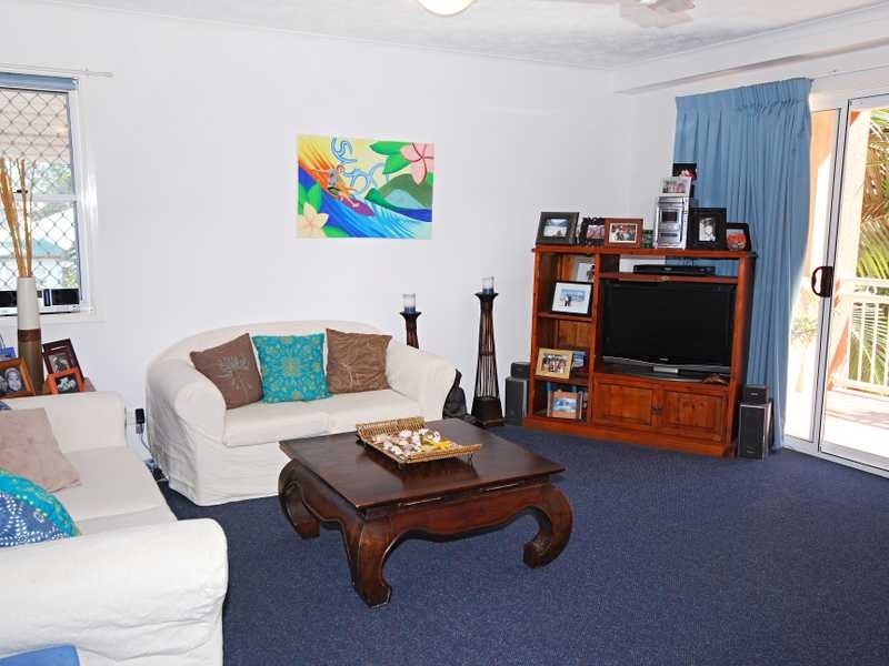 Unit 10/12-14 Douglas Street, Kirra QLD 4225