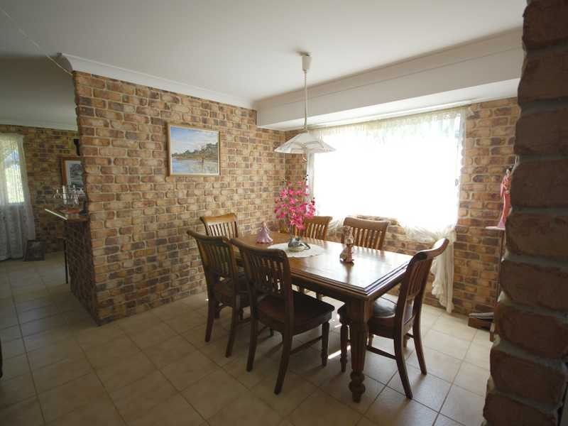 77 Glen Ayr Drive, Banora Point NSW 2486