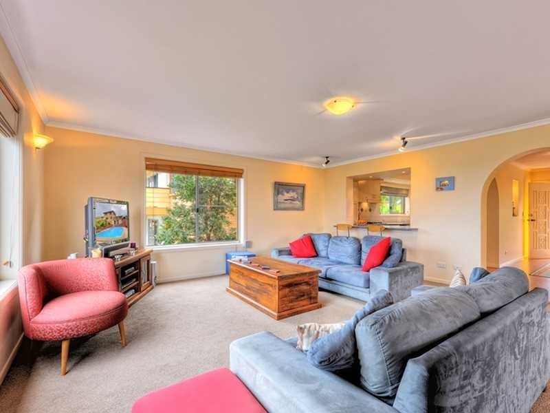 26 Walter Cresent, Banora Point NSW 2486