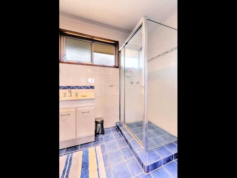 26 Walter Cresent, Banora Point NSW 2486