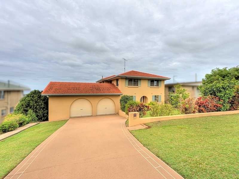 26 Walter Cresent, Banora Point NSW 2486