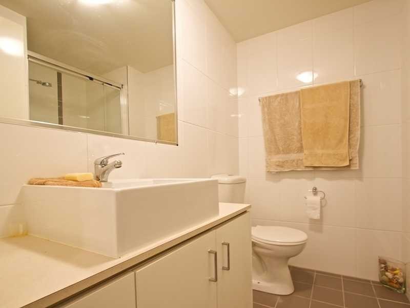 7/111-113 Golden Four Drive, Bilinga QLD 4225