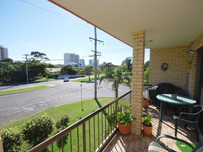 4/74 Coolangatta Road, Coolangatta QLD 4225