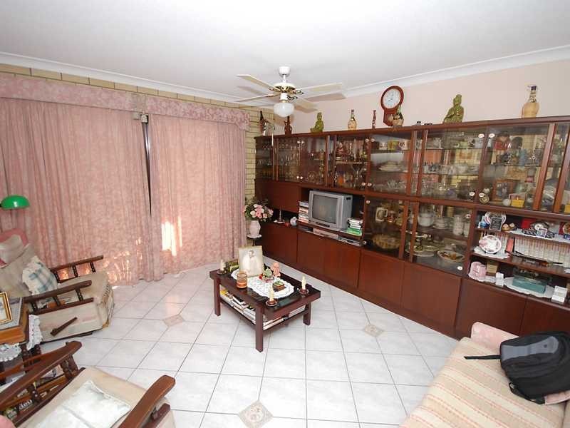 4/74 Coolangatta Road, Coolangatta QLD 4225