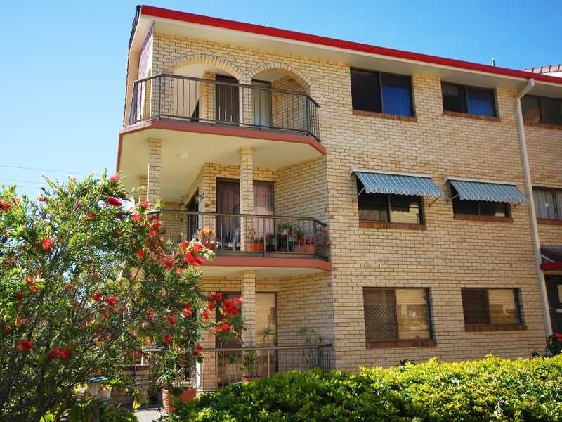 4/74 Coolangatta Road, Coolangatta QLD 4225