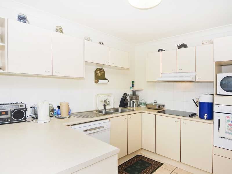 2/12 Albatross Circuit, Tweed Heads West NSW 2485