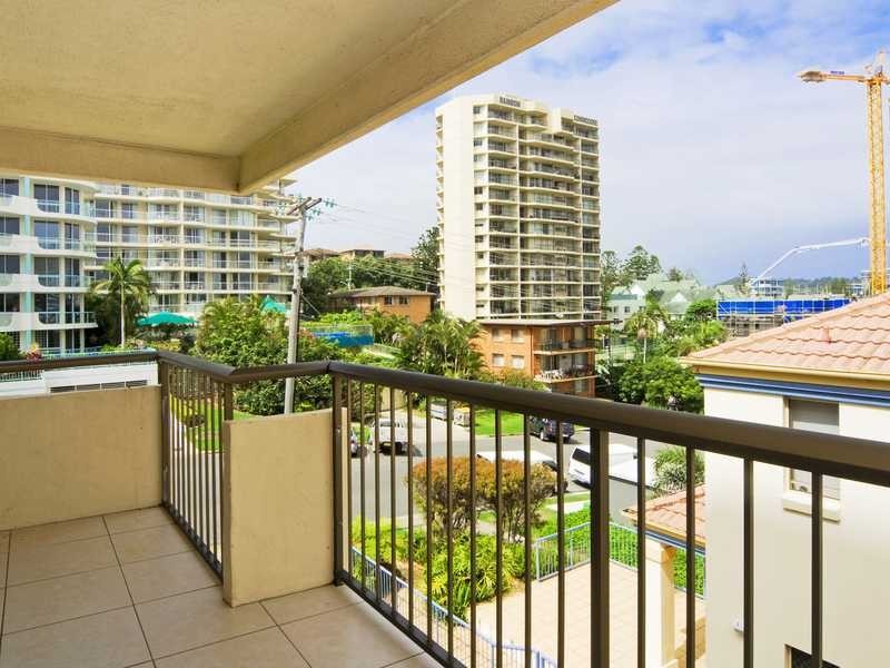 Unit 7/7 Eden Avenue, Coolangatta QLD 4225