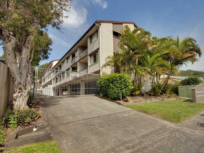 12/28 Miles Street, Coolangatta QLD 4225