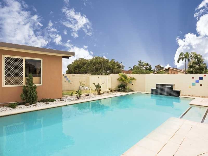 67 Riviera Avenue, Tweed Heads West NSW 2485