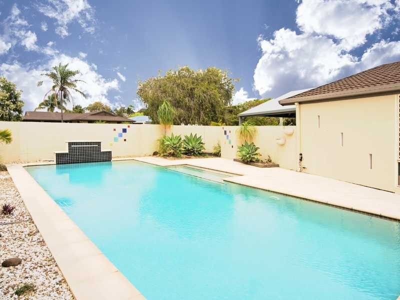 67 Riviera Avenue, Tweed Heads West NSW 2485