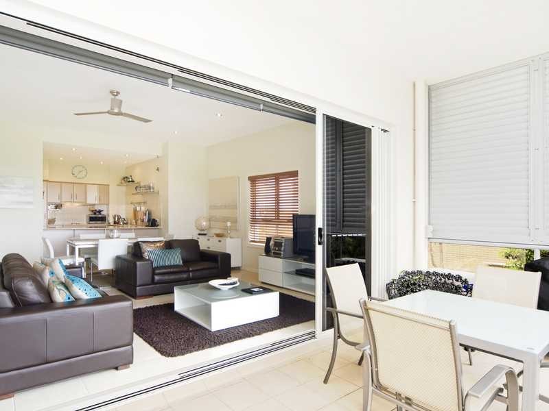 Unit/4/50 Dutton Street, Coolangatta QLD 4225