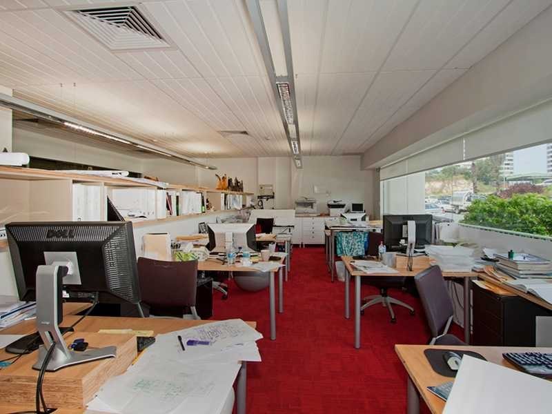 Shop 17 & 18/118 Griffith Street, Coolangatta QLD 4225