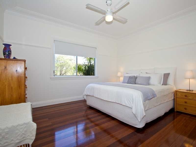 41 Winston Street, Kirra QLD 4225