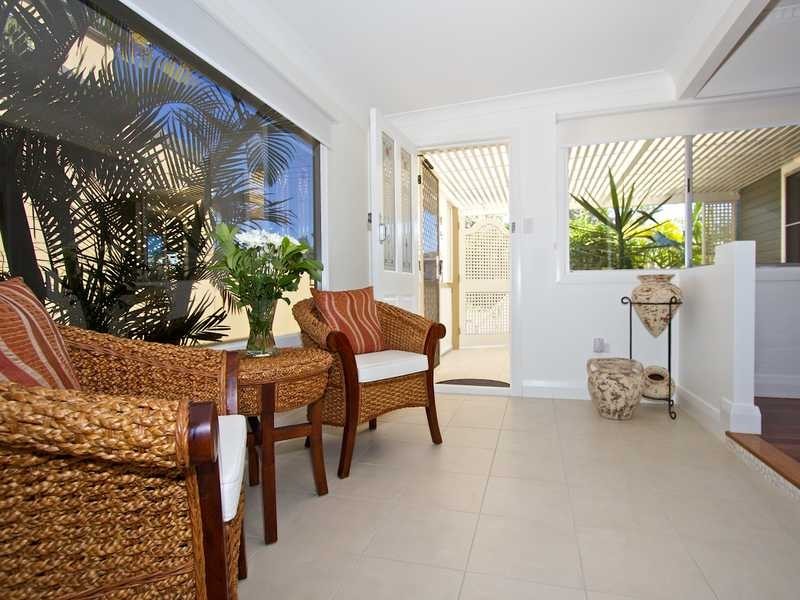 41 Winston Street, Kirra QLD 4225